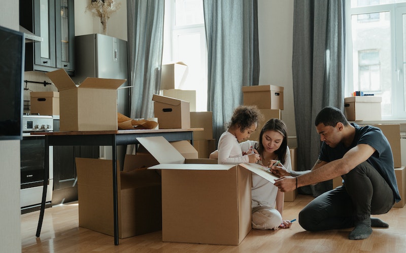 Yeskay JP Nagar Packers and Movers, your trusted moving partner dedicated to making your relocation experience seamless and stress-free. Moving to a new home or office can be a significant life event, and we understand the challenges and uncertainties that come with it.